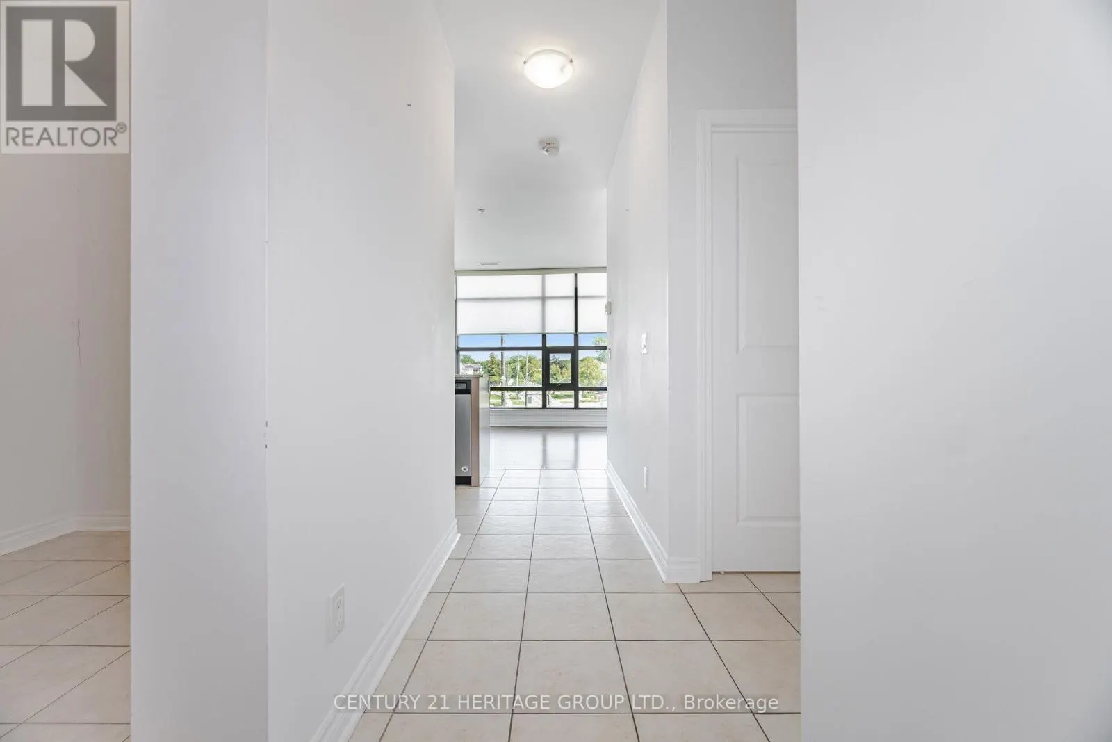 320 - 2522 KEELE STREET