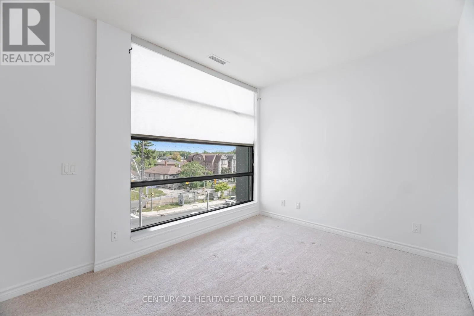 320 - 2522 KEELE STREET