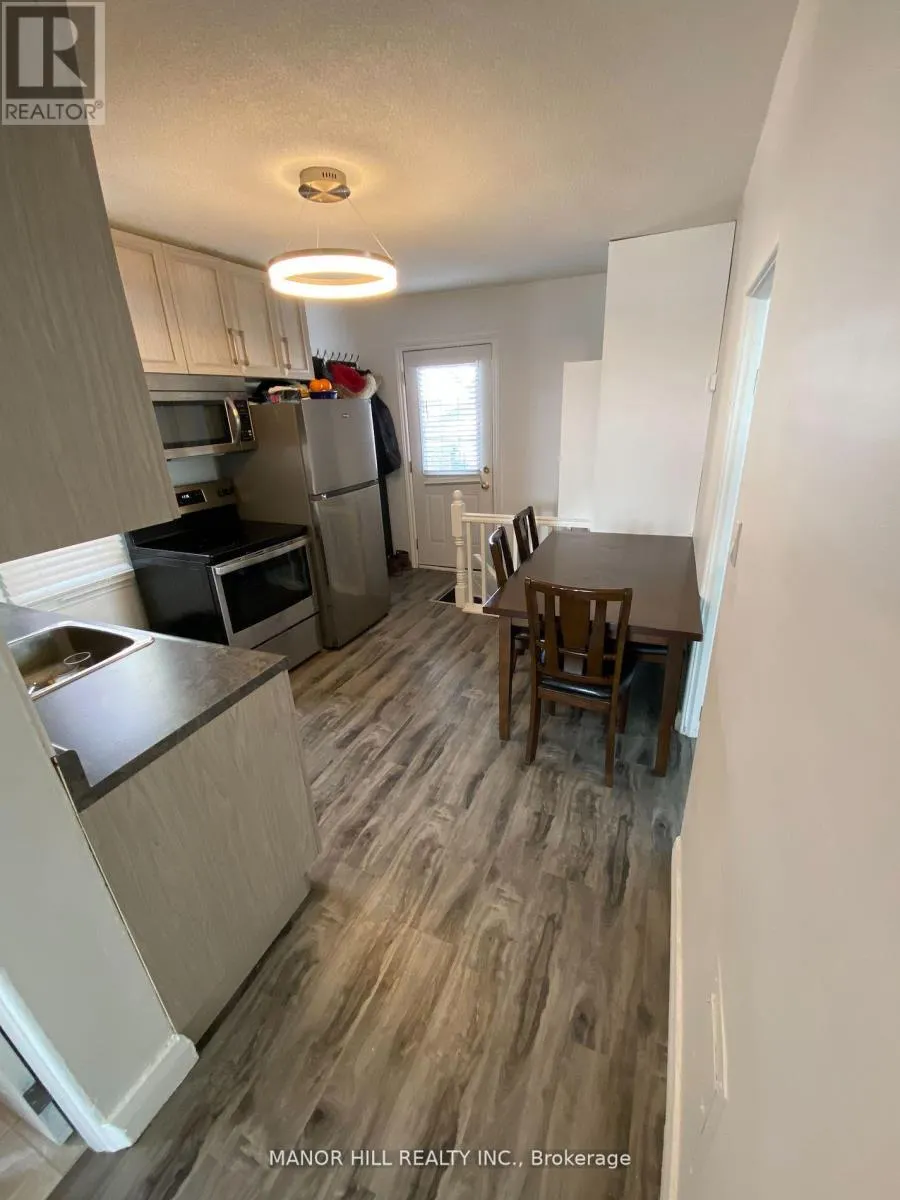 #2 - 929 LAKESHORE ROAD E