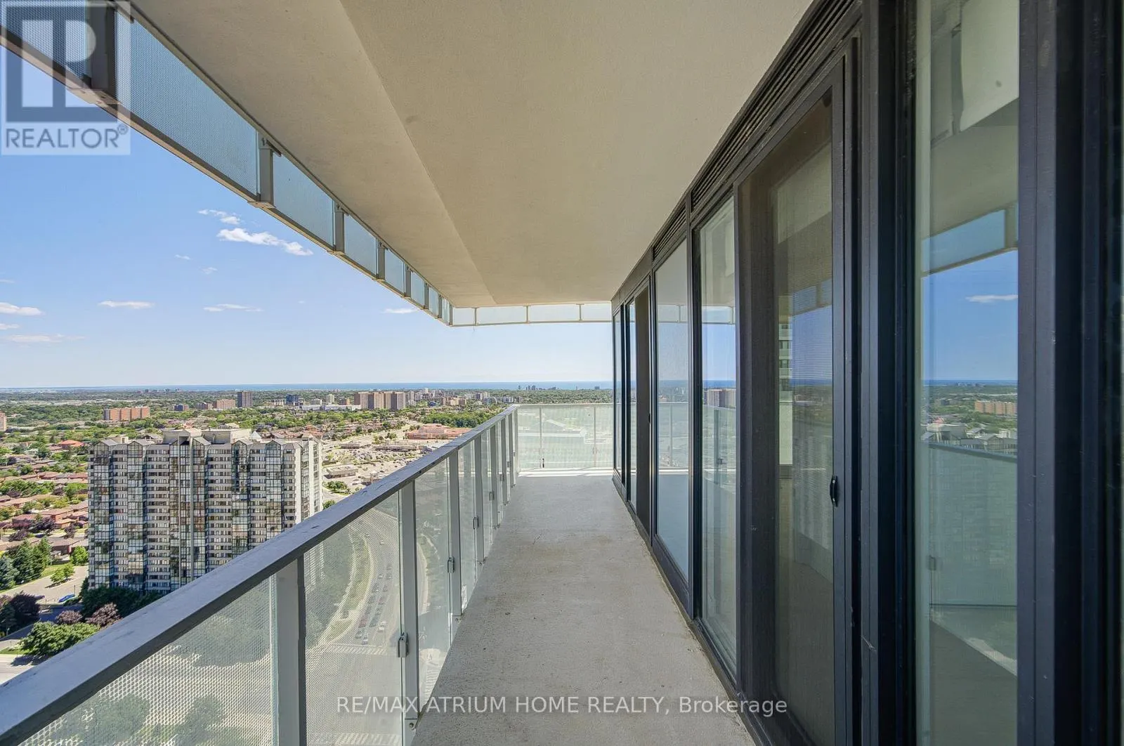 2503 - 3900 CONFEDERATION PARKWAY E