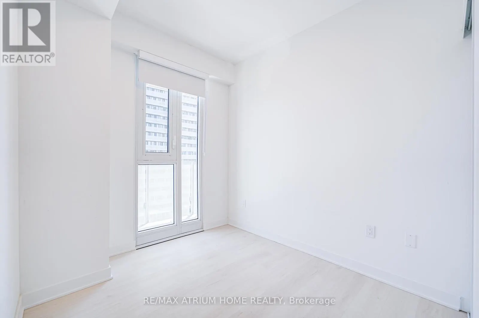 2503 - 3900 CONFEDERATION PARKWAY E