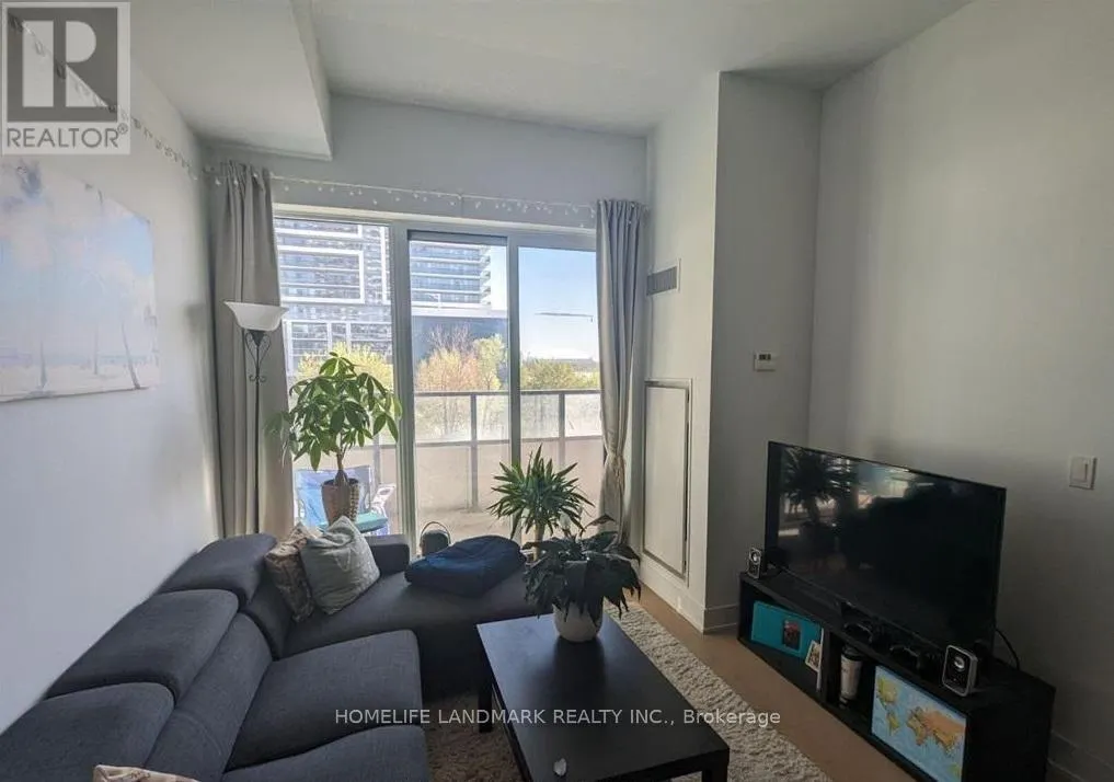 208 - 20 SHORE BREEZE DRIVE
