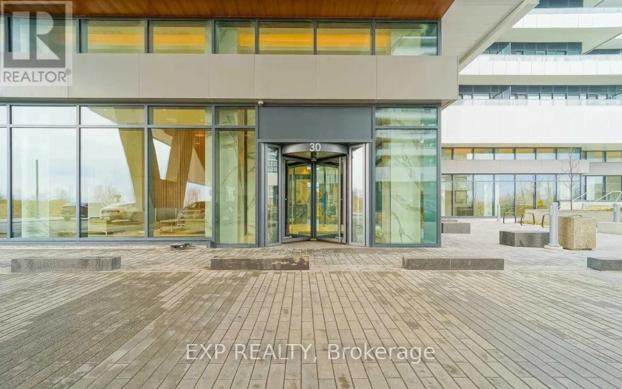 1514 - 30 SHORE BREEZE DRIVE