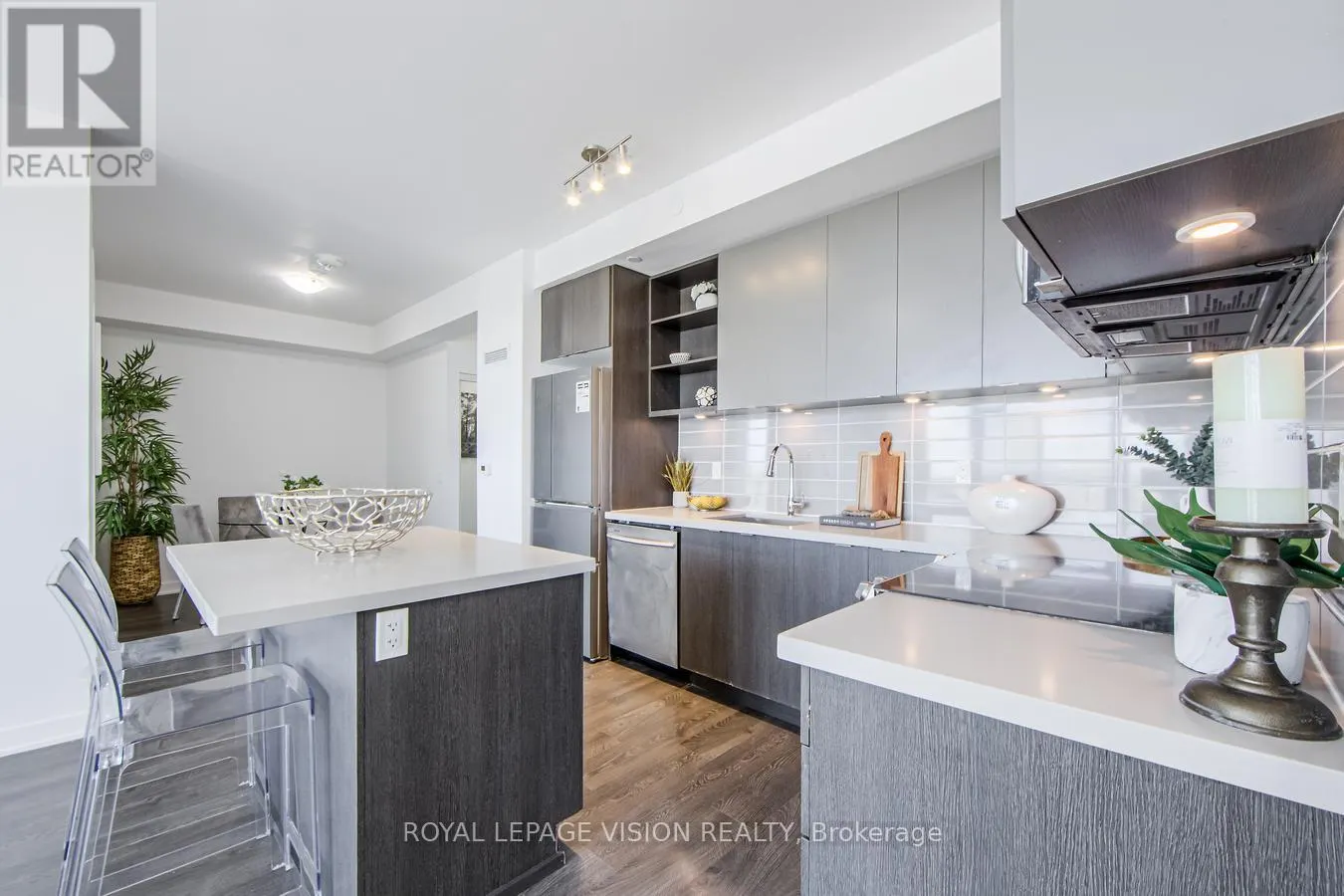 1009 - 4677 GLEN ERIN DRIVE