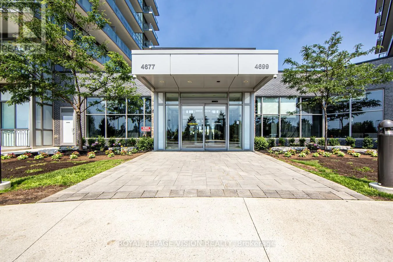 1009 - 4677 GLEN ERIN DRIVE
