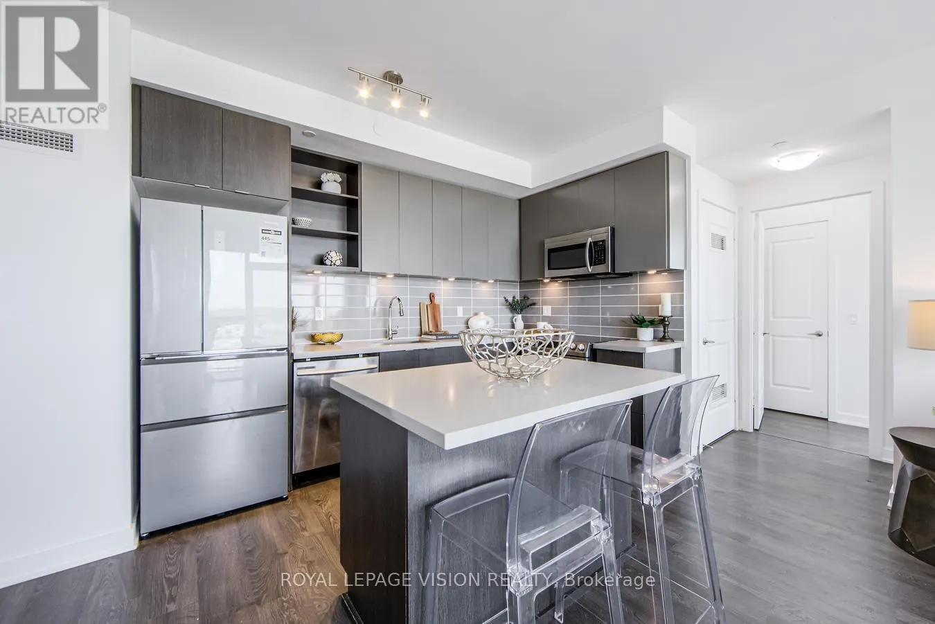 1009 - 4677 GLEN ERIN DRIVE