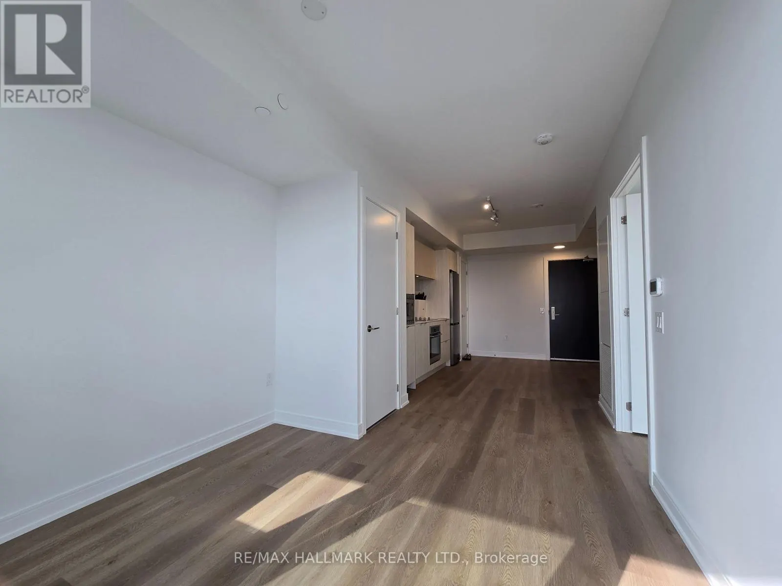 1510 - 3009 NOVAR ROAD