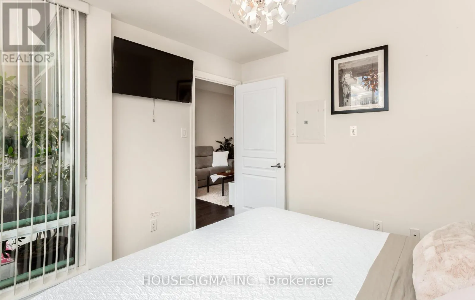 3007 - 3525 KARIYA DRIVE