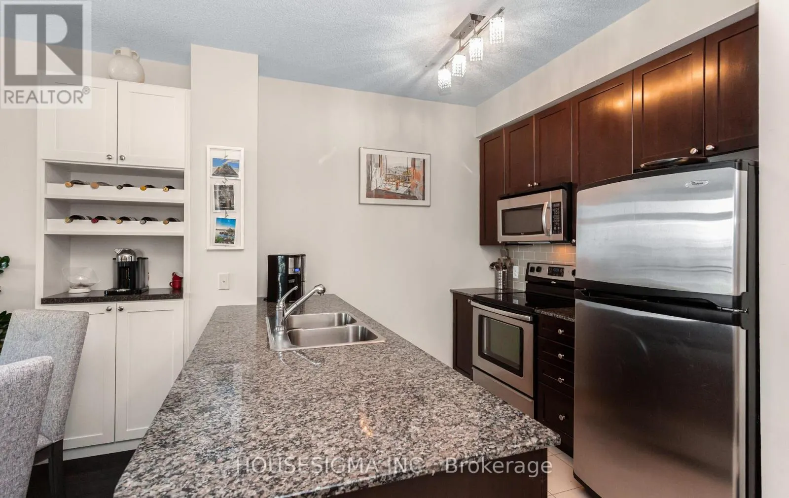 3007 - 3525 KARIYA DRIVE
