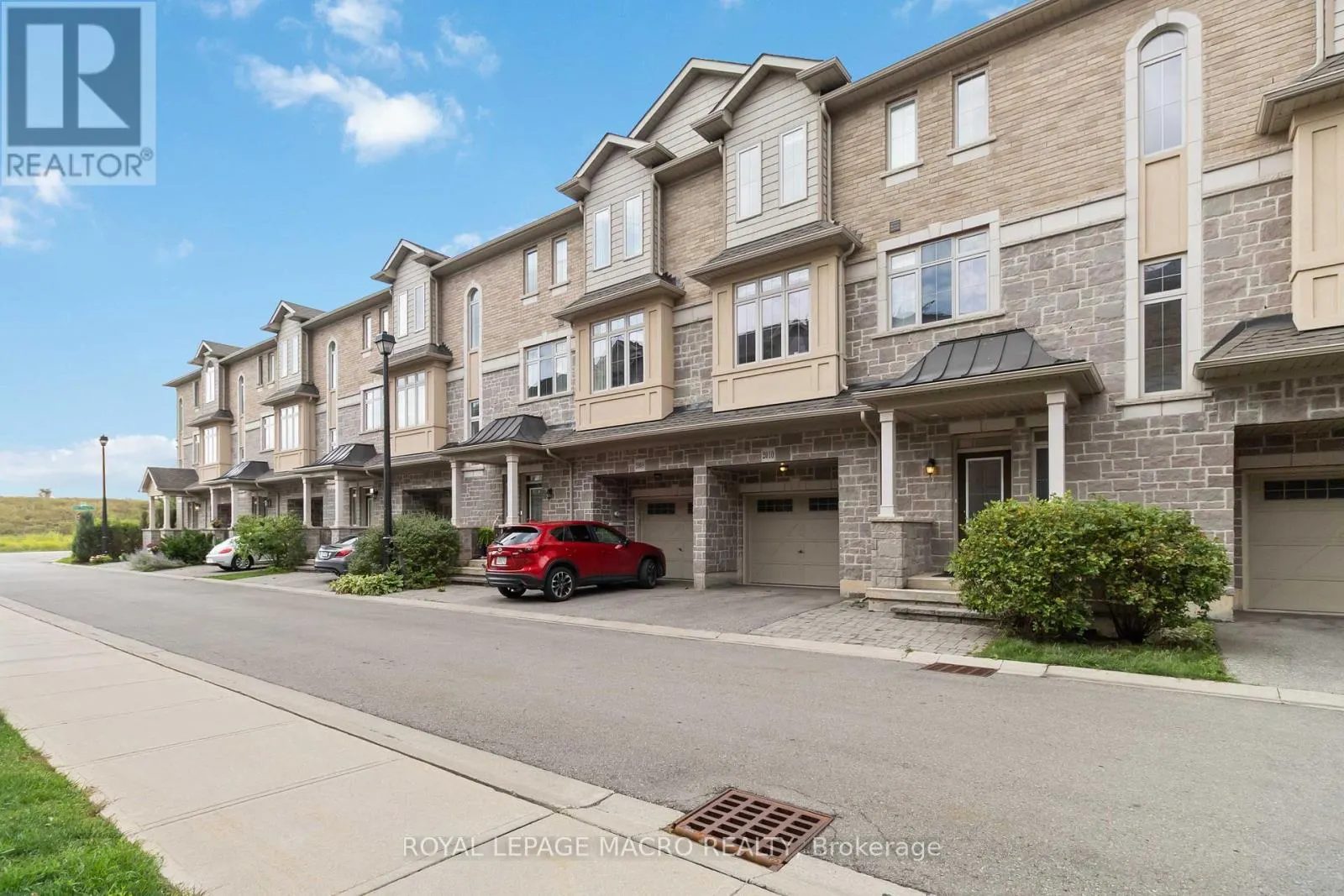 2010 DEERVIEW COMMON
