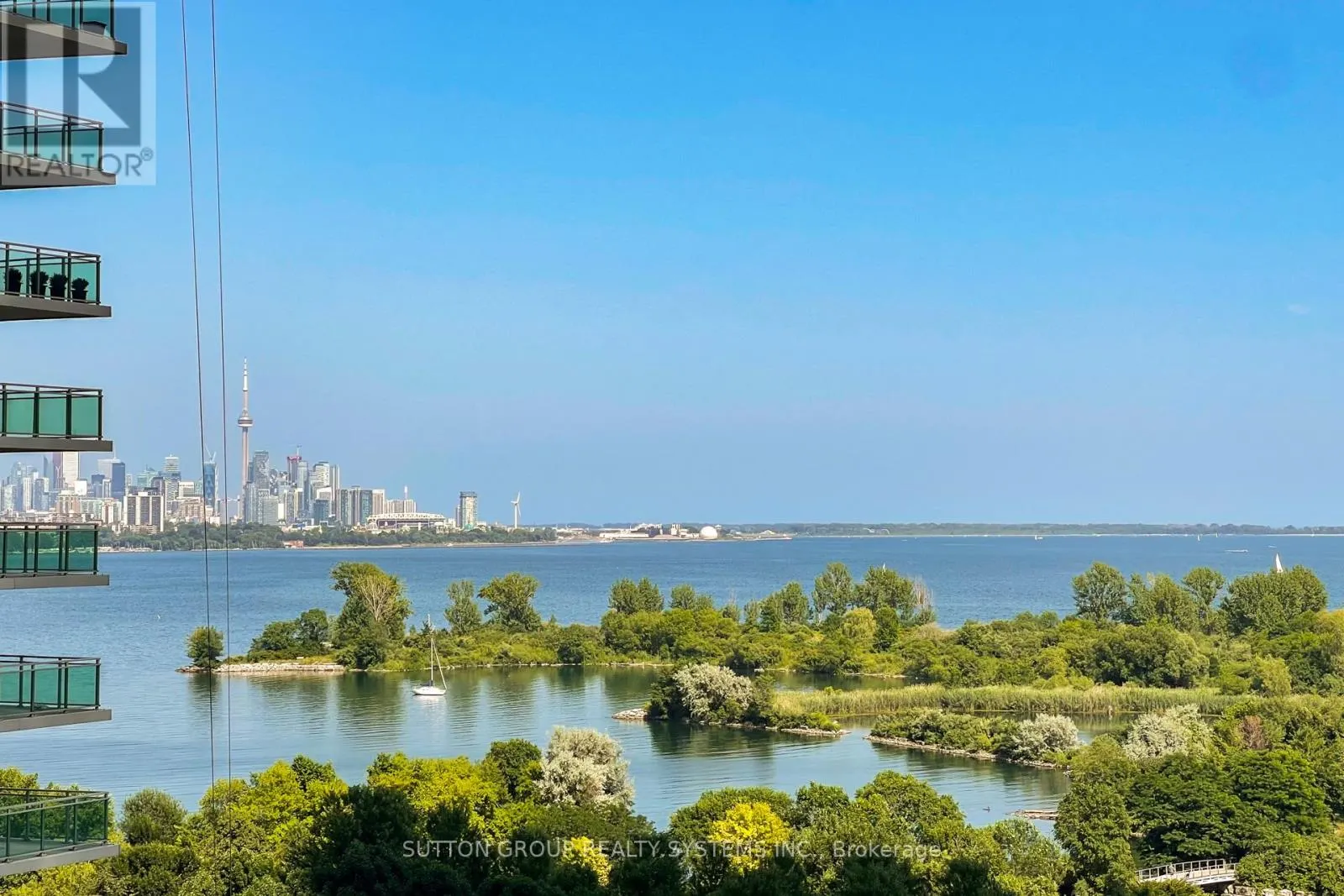 914 - 30 SHORE BREEZE DRIVE