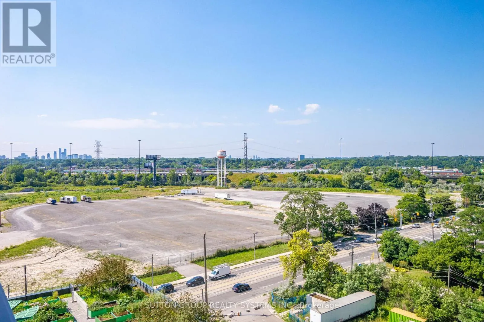 914 - 30 SHORE BREEZE DRIVE