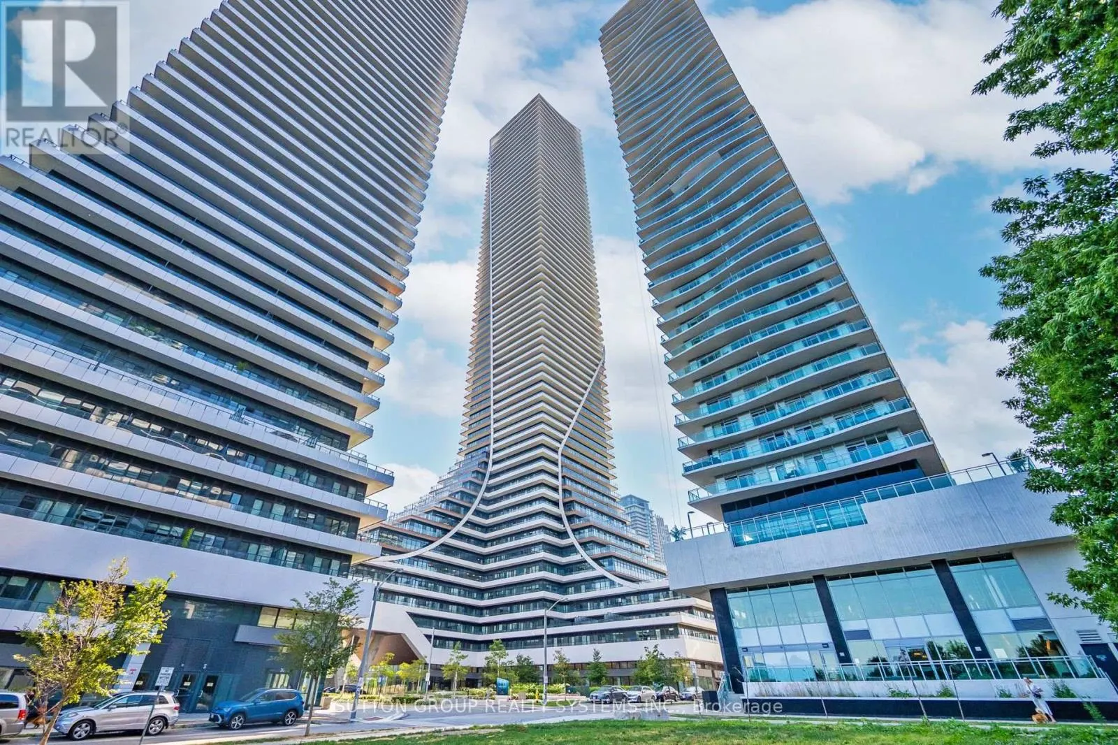 914 - 30 SHORE BREEZE DRIVE