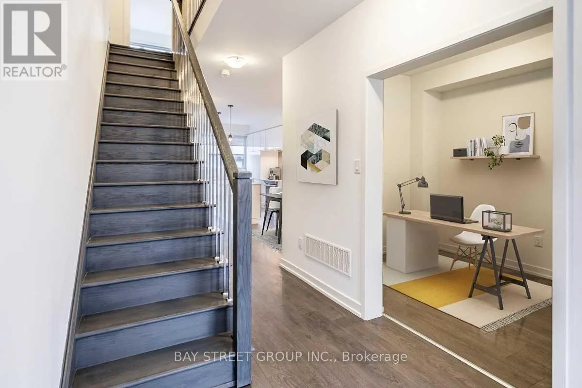 219 HUGUENOT ROAD