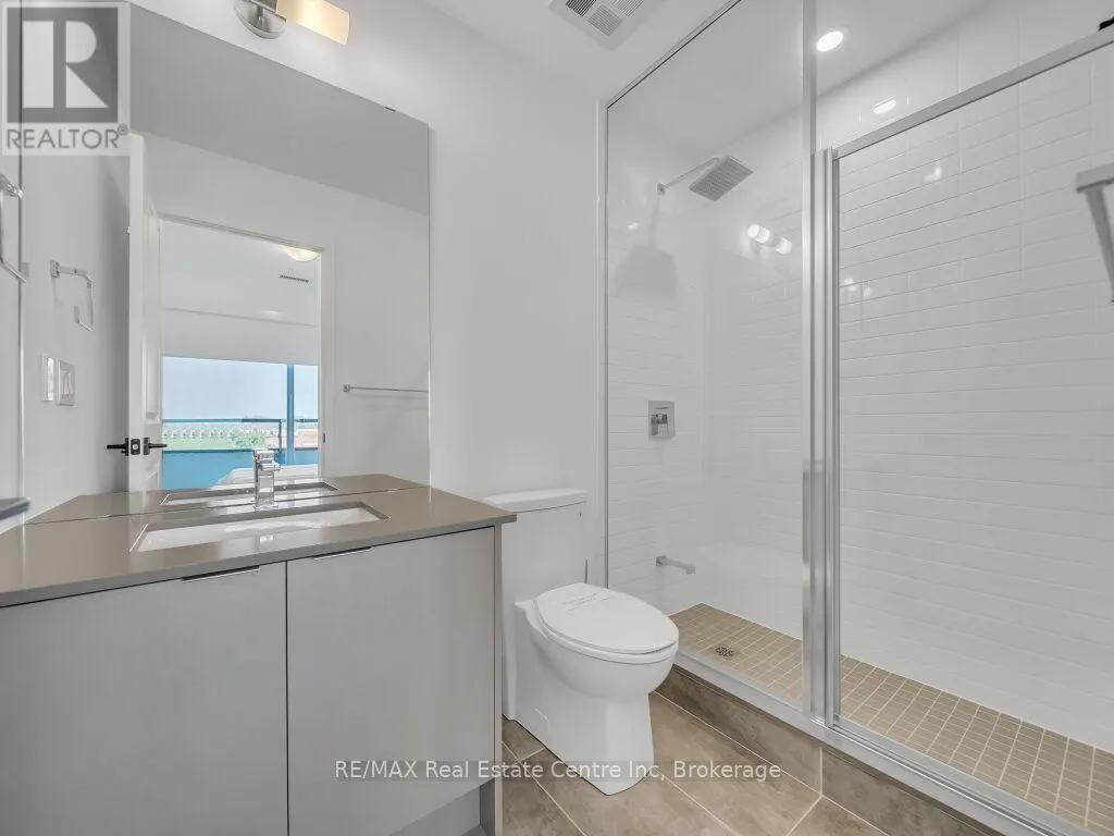 427 - 2486 TAUNTON ROAD, #427