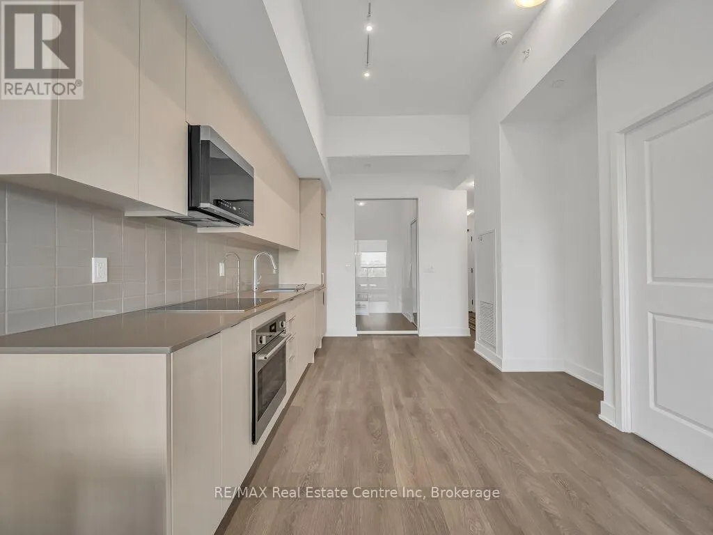 427 - 2486 TAUNTON ROAD, #427