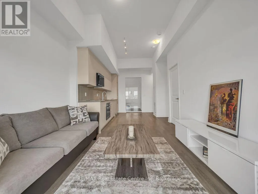 427 - 2486 TAUNTON ROAD, #427