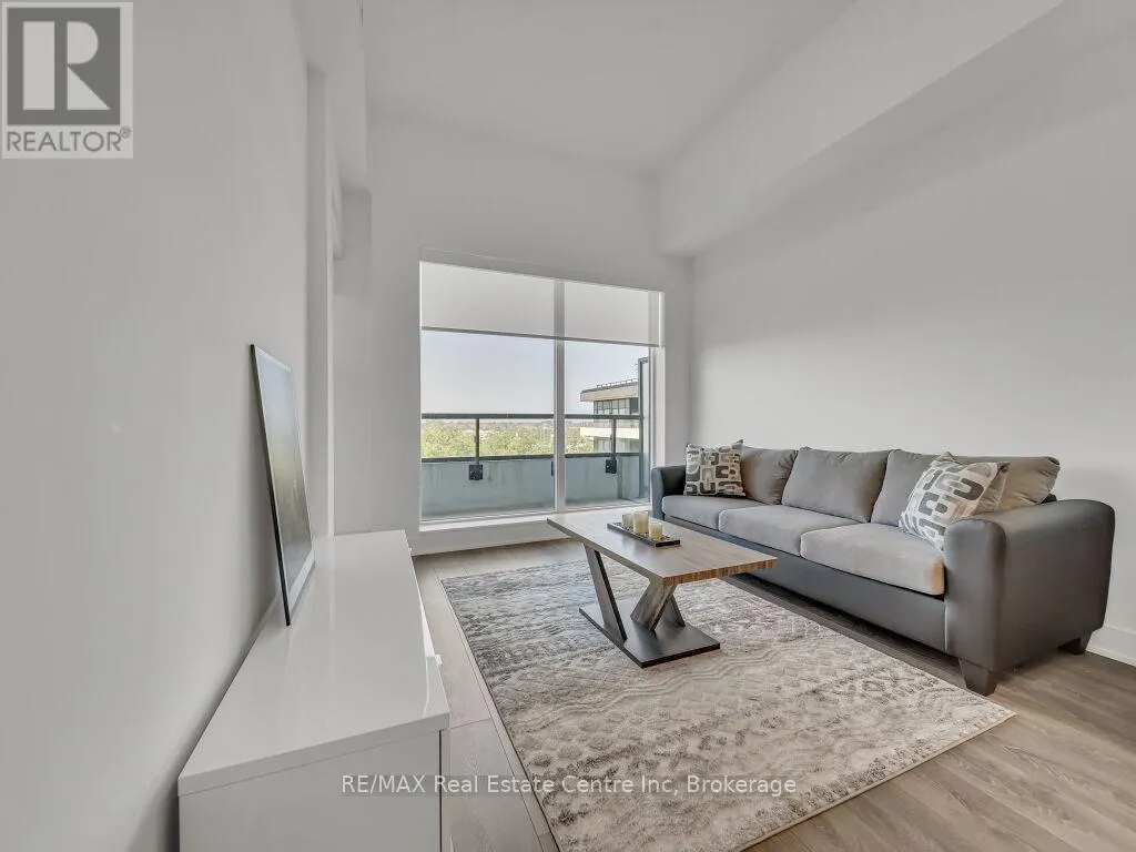 427 - 2486 TAUNTON ROAD, #427