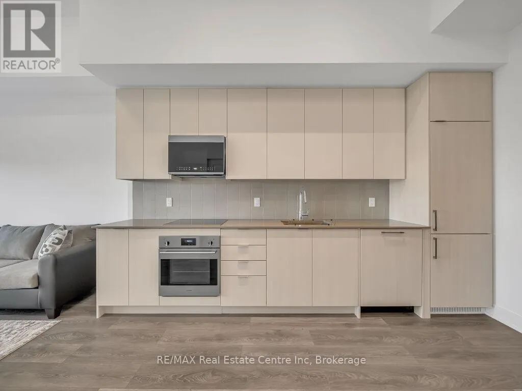 427 - 2486 TAUNTON ROAD, #427
