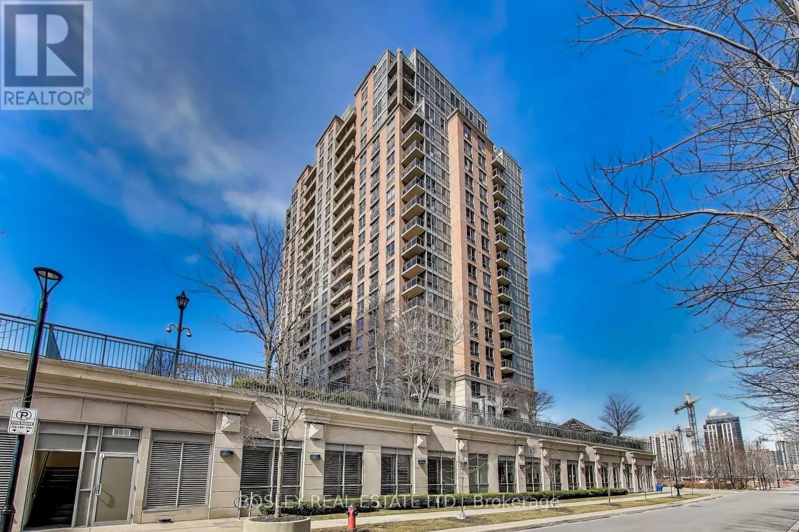PH08 - 5229 DUNDAS STREET W