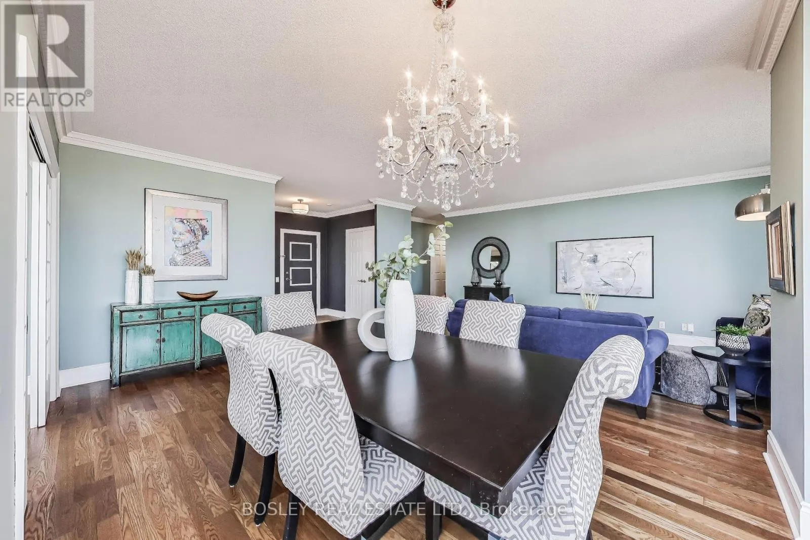 PH08 - 5229 DUNDAS STREET W