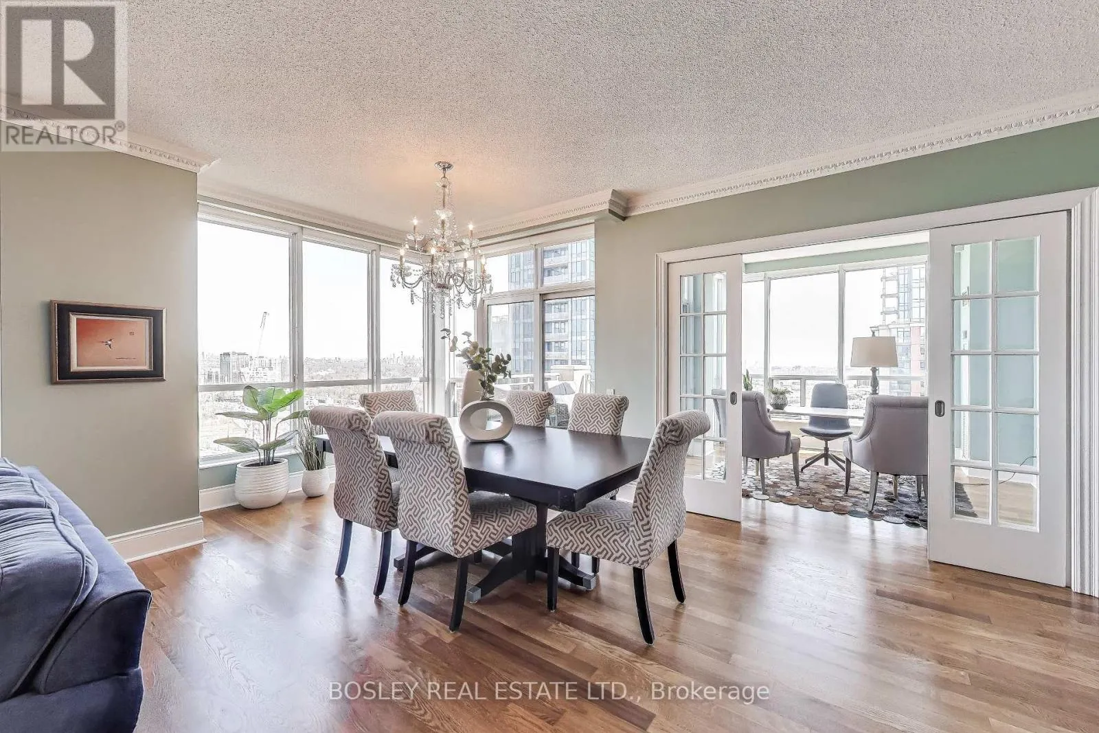 PH08 - 5229 DUNDAS STREET W