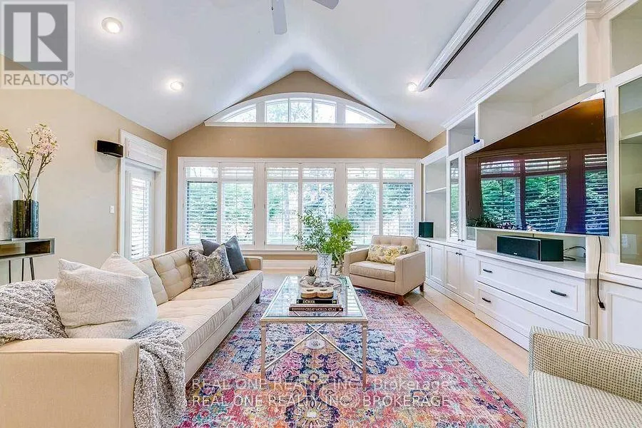 249 POPLAR DRIVE