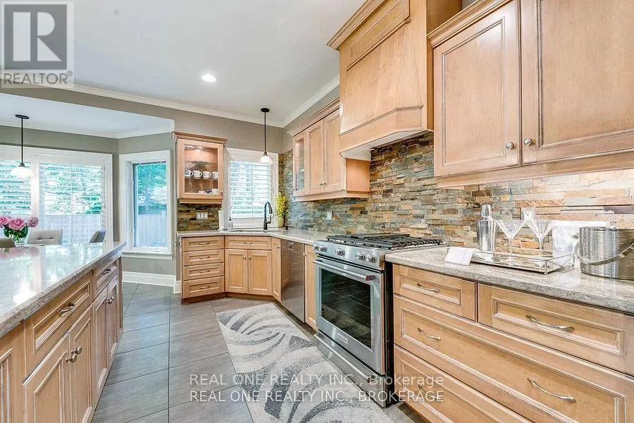 249 POPLAR DRIVE