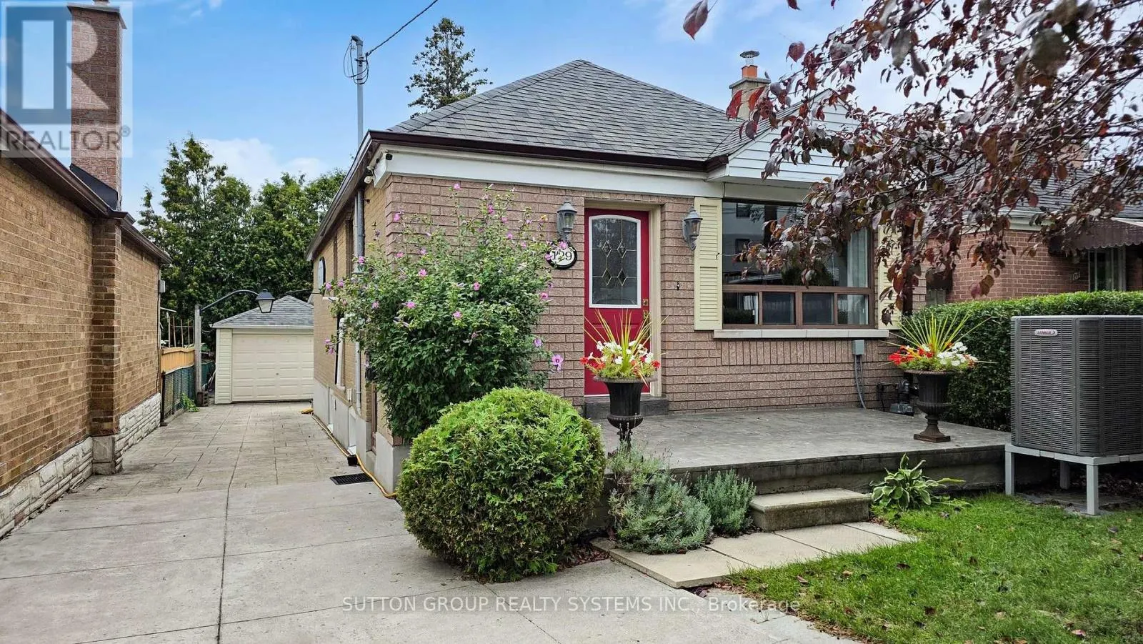 129 LONBOROUGH AVENUE