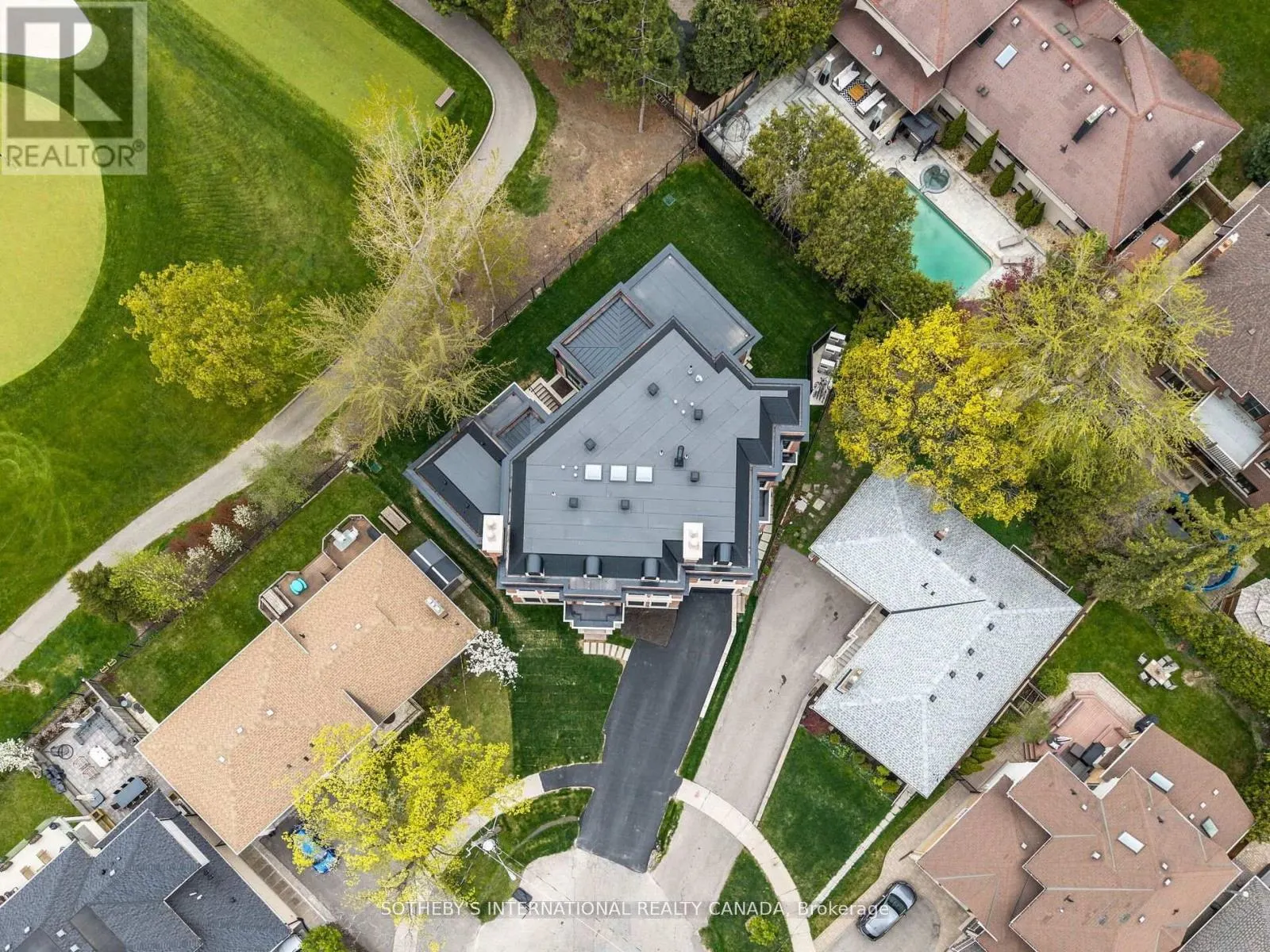 153 PERRY CRESCENT