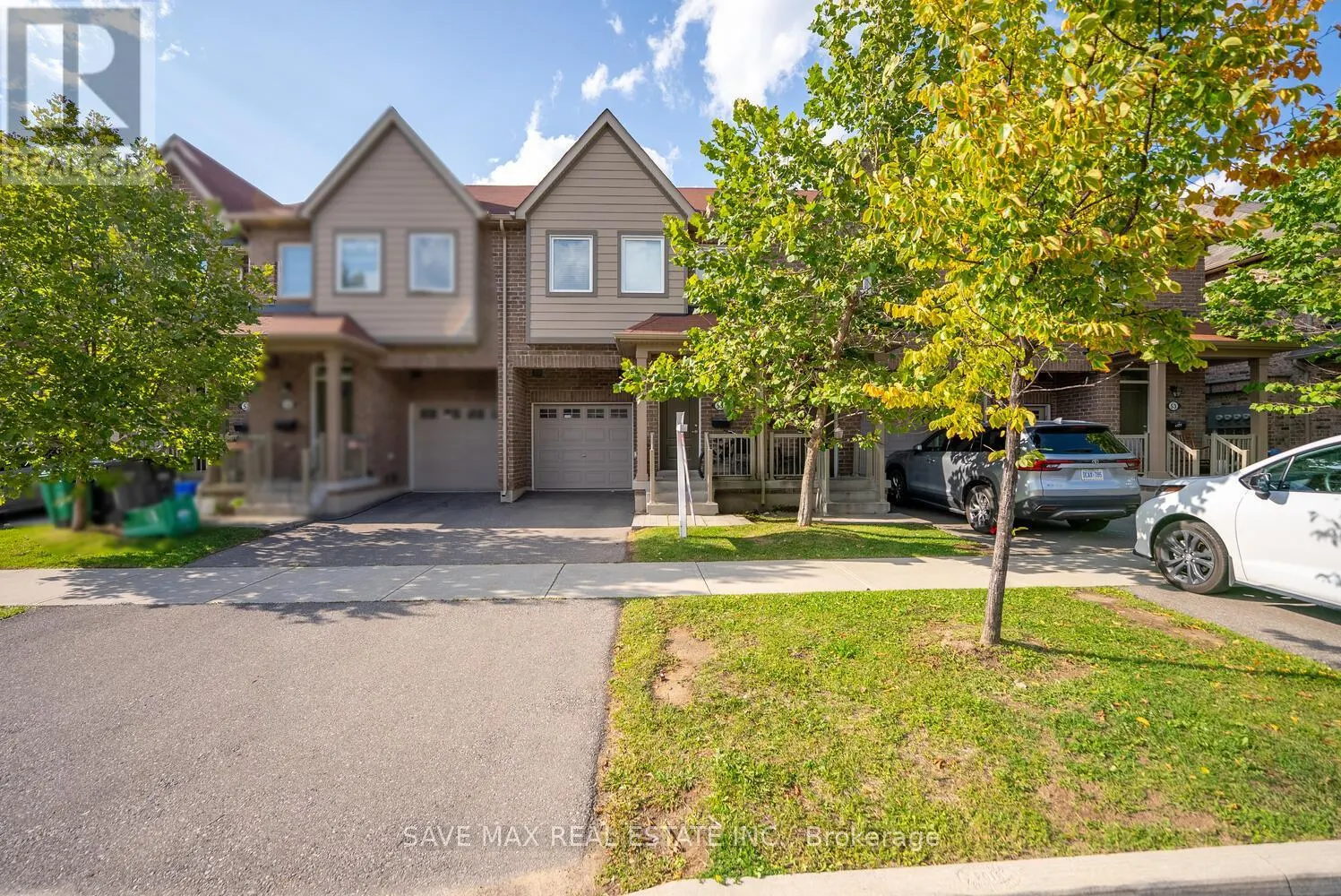 55 - 50 EDINBURGH DRIVE