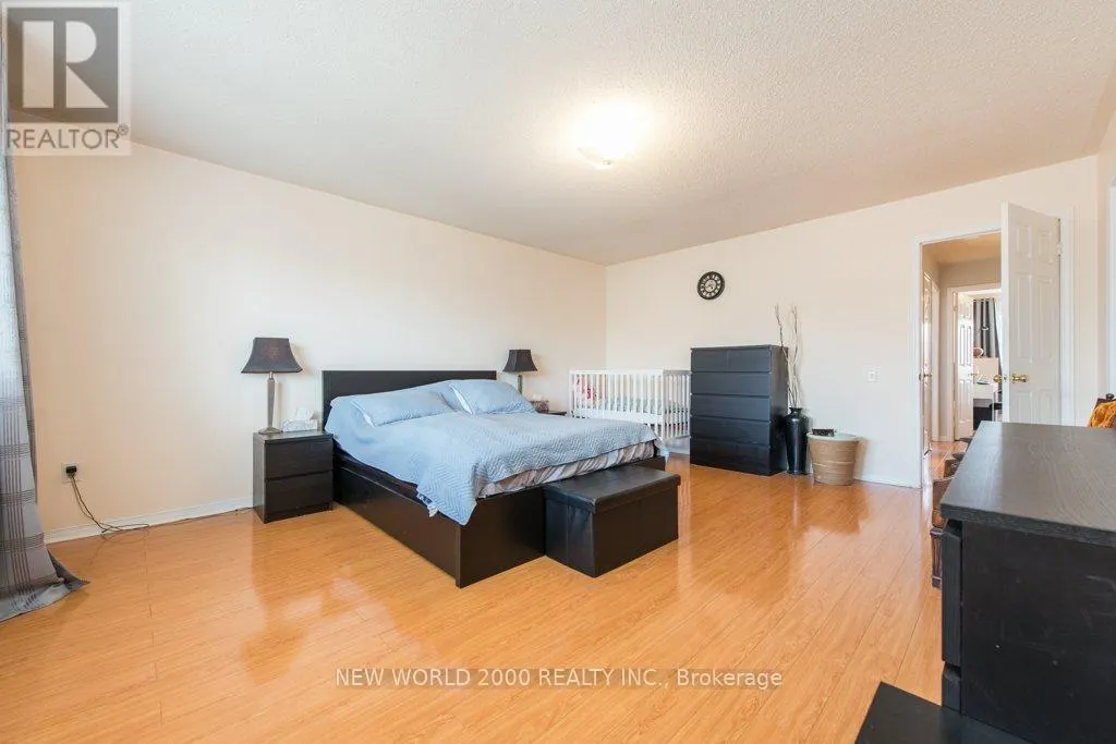 2D VIEW GREEN CRESCENT E