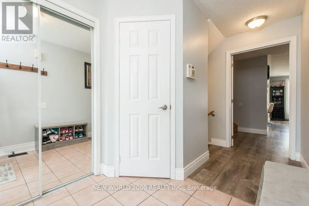2D VIEW GREEN CRESCENT E