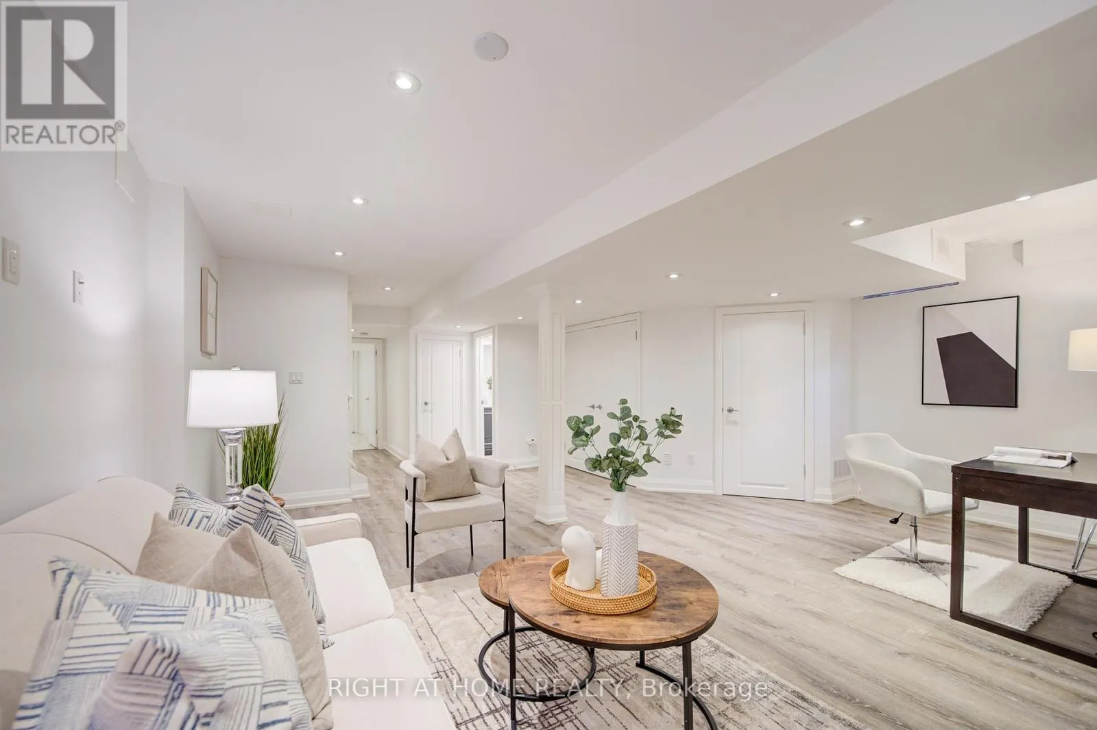 19 PURDY CRESCENT