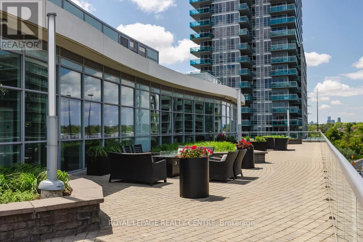 413 - 80 MARINE PARADE DRIVE