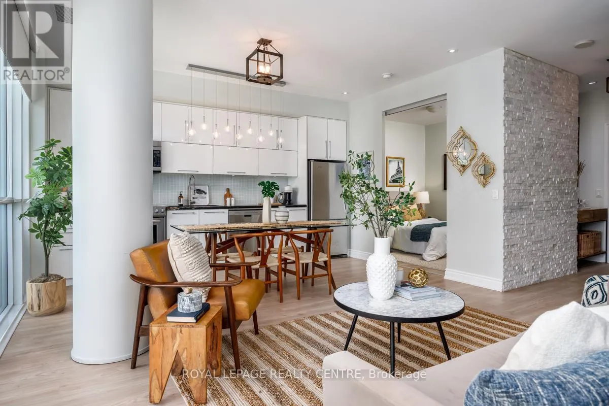 413 - 80 MARINE PARADE DRIVE
