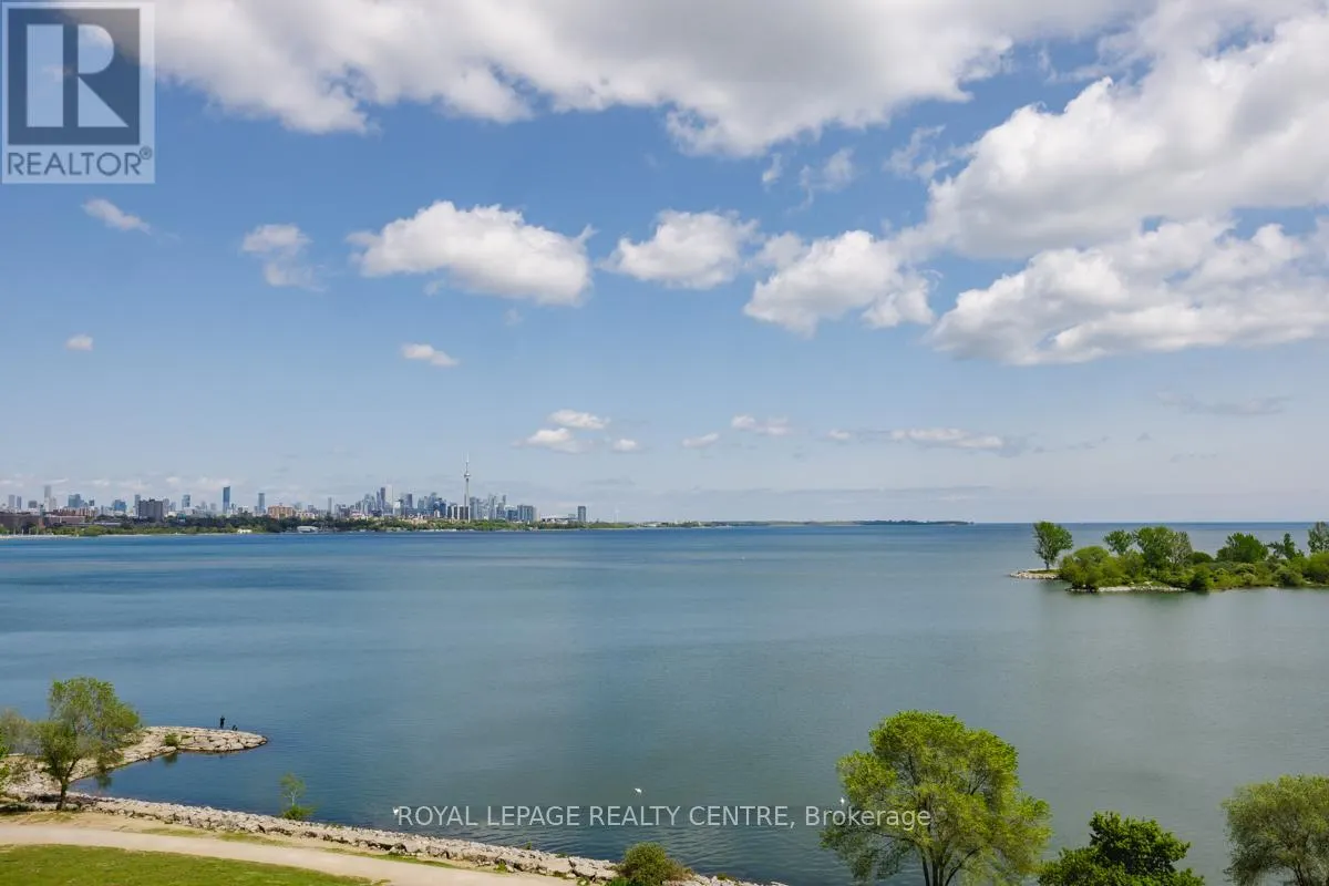 413 - 80 MARINE PARADE DRIVE
