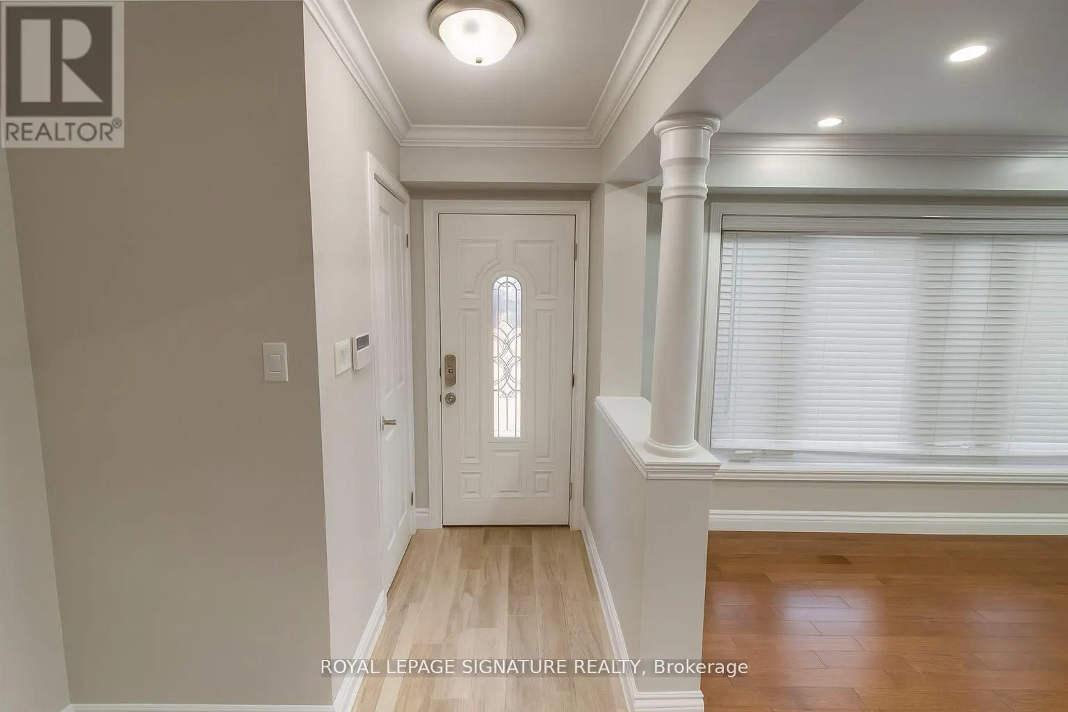 71 MANDARIN CRESCENT N