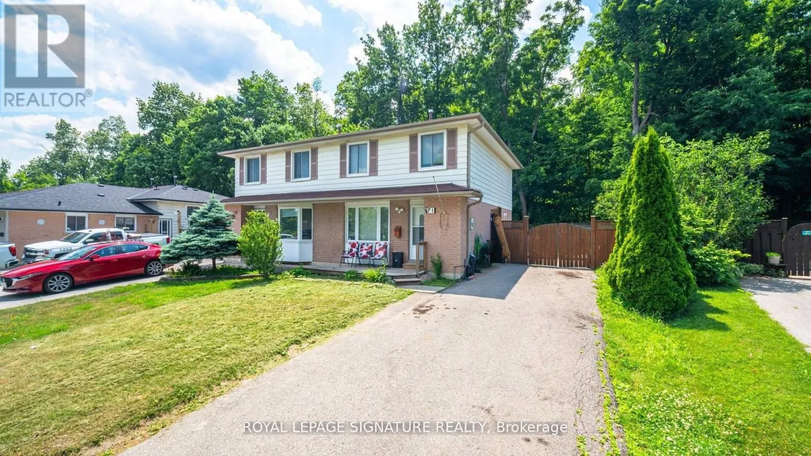 71 MANDARIN CRESCENT N