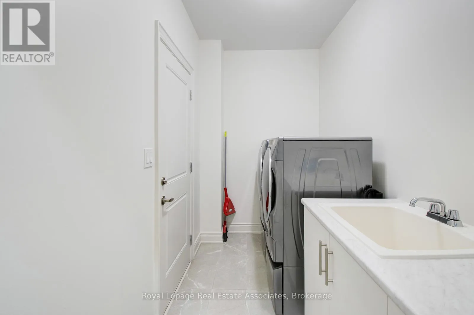 27 QUINTON RIDGE