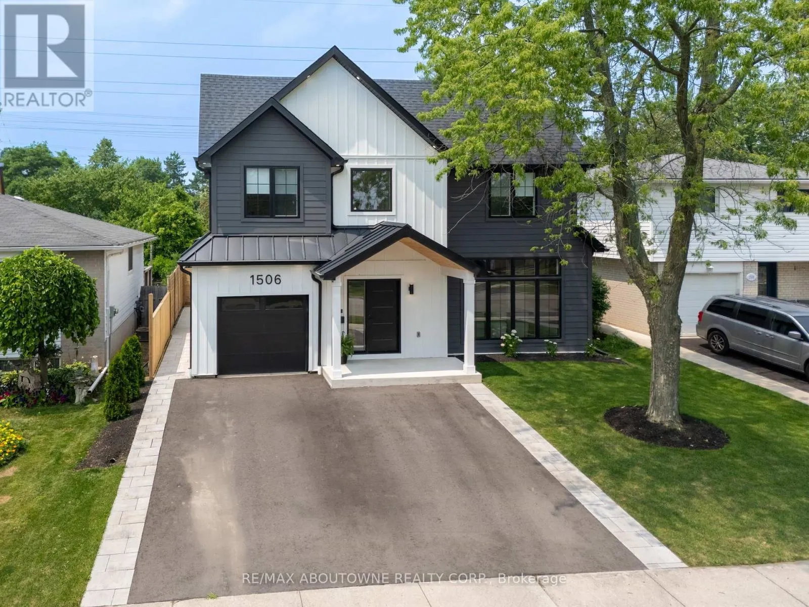 1506 NEWLANDS CRESCENT