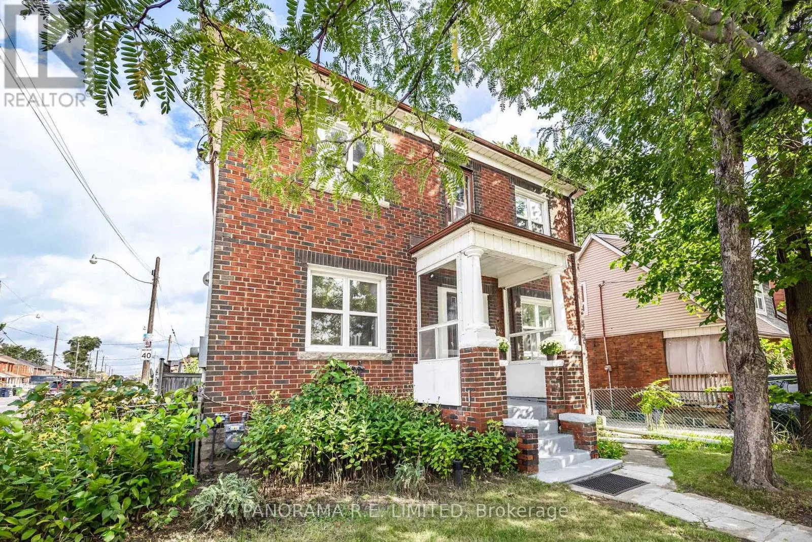 134 ROCKWELL AVENUE
