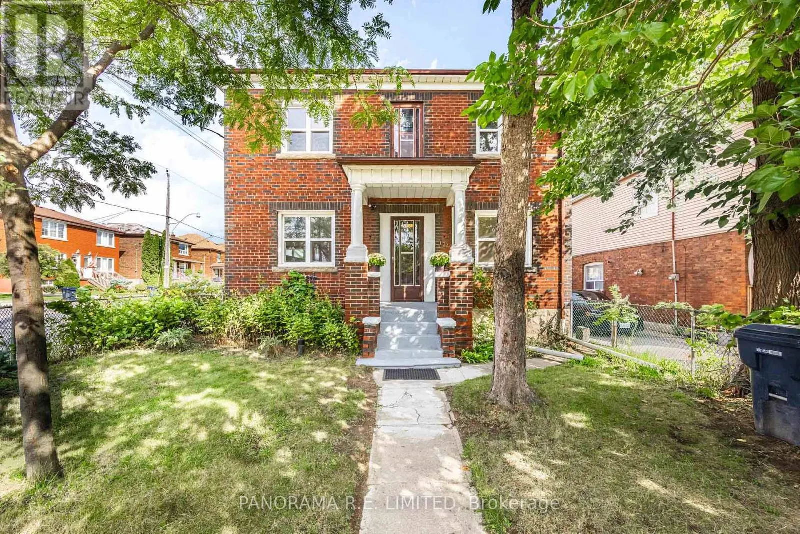 134 ROCKWELL AVENUE