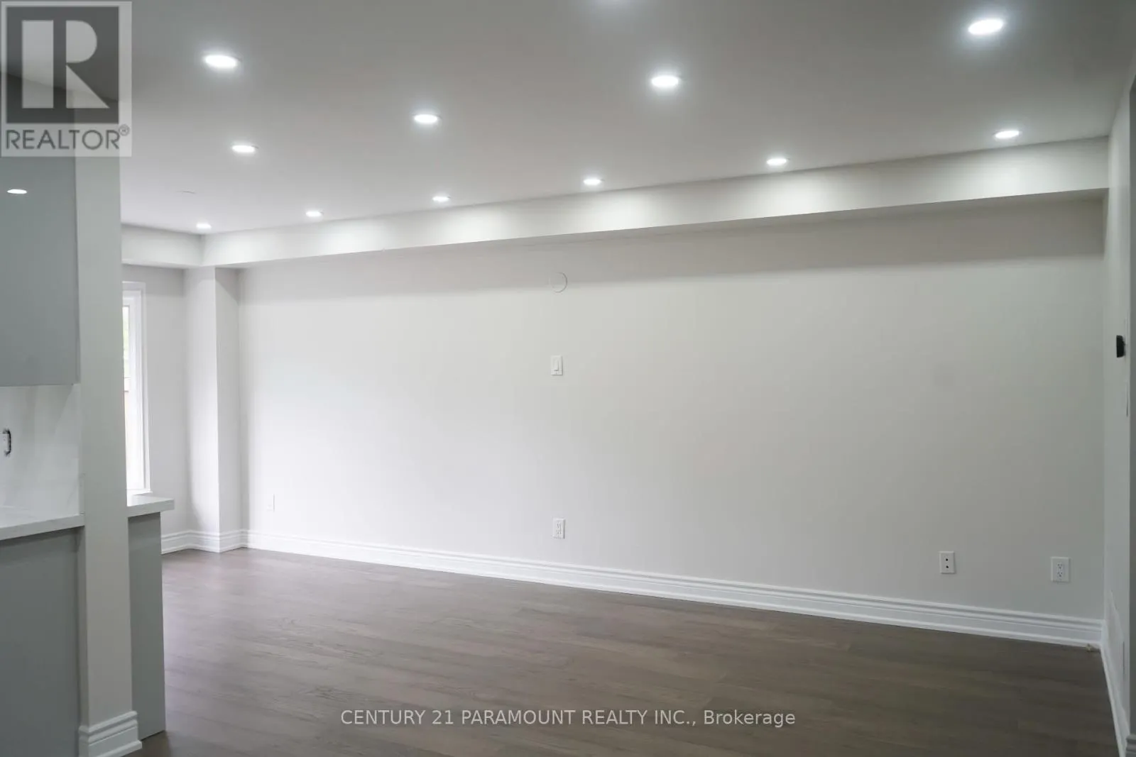 7544 BLACK WALNUT TRAIL