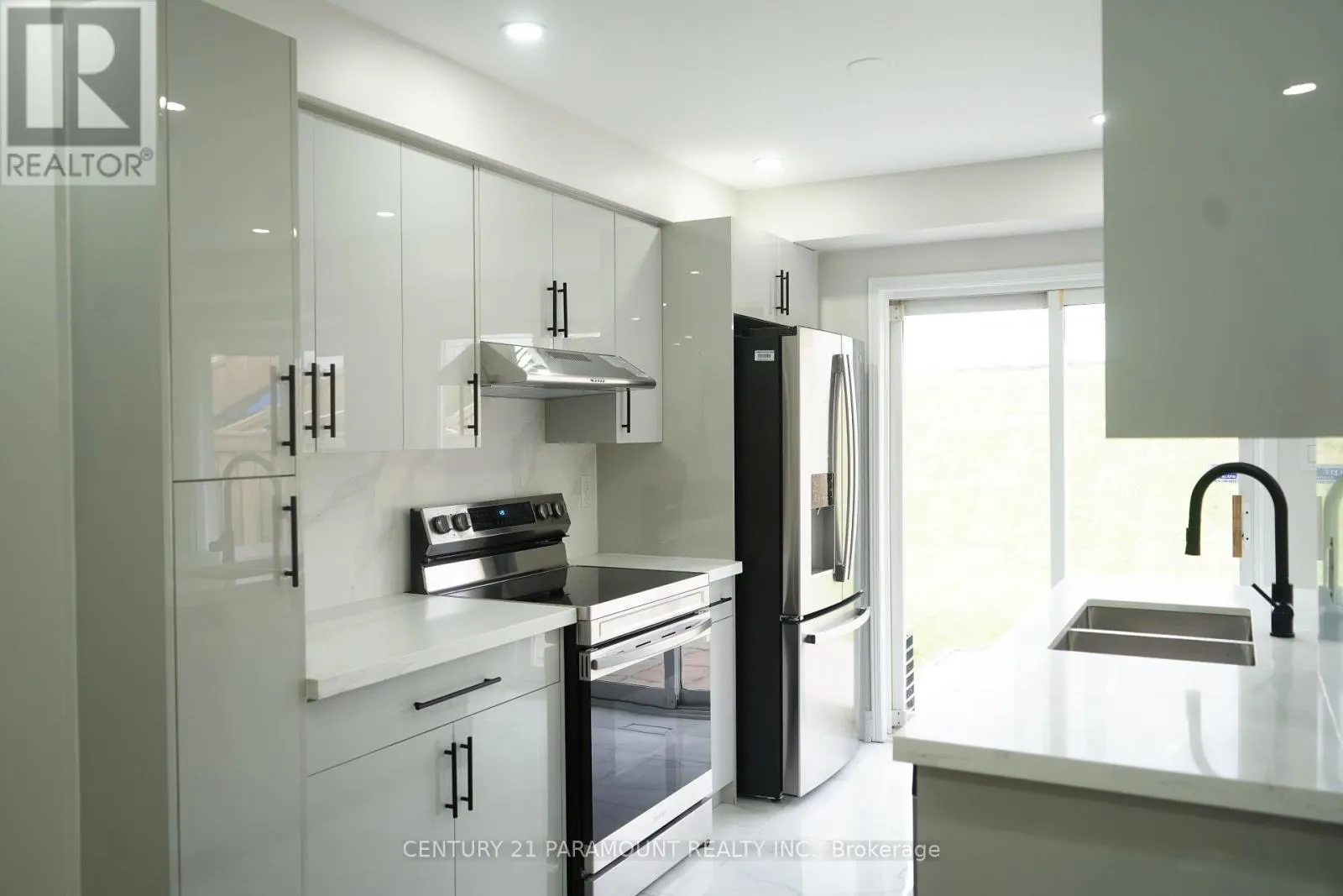 7544 BLACK WALNUT TRAIL