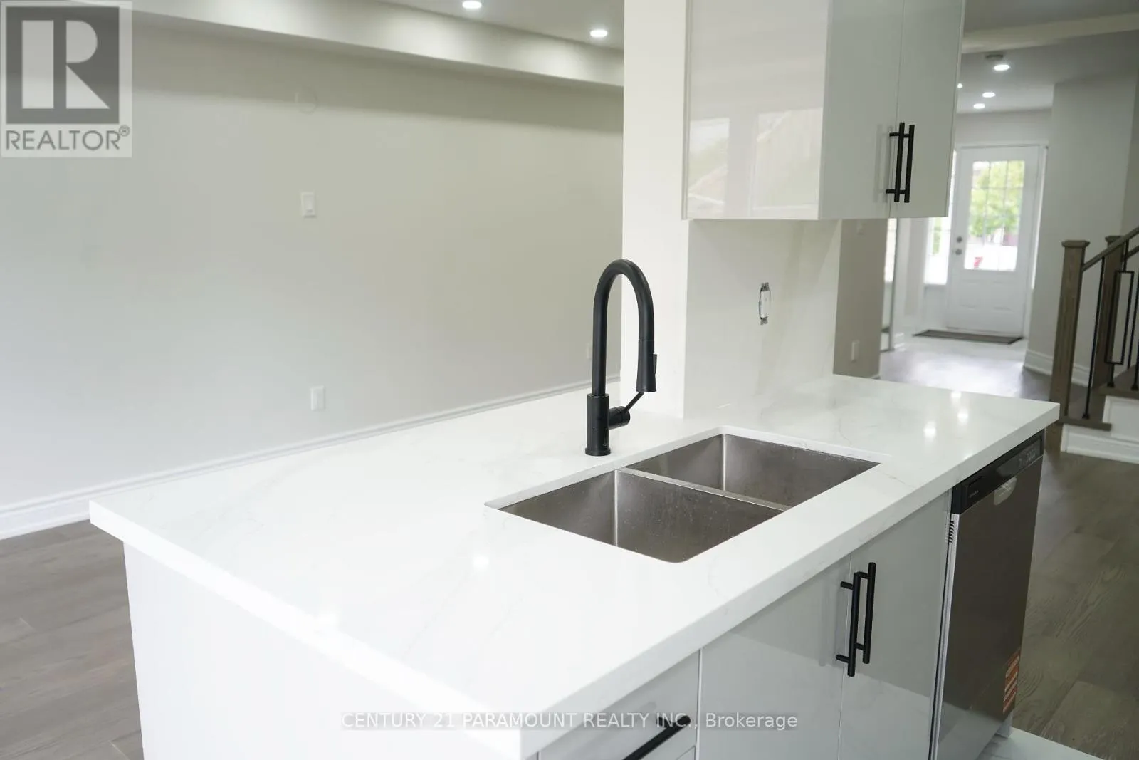 7544 BLACK WALNUT TRAIL