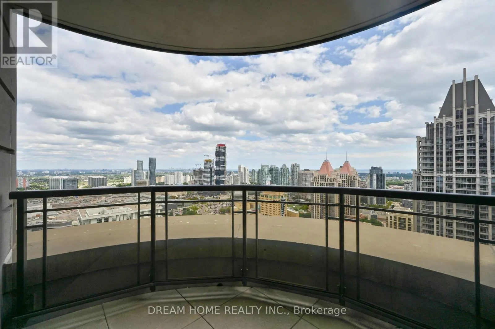 3205 - 385 PRINCE OF WALES DRIVE