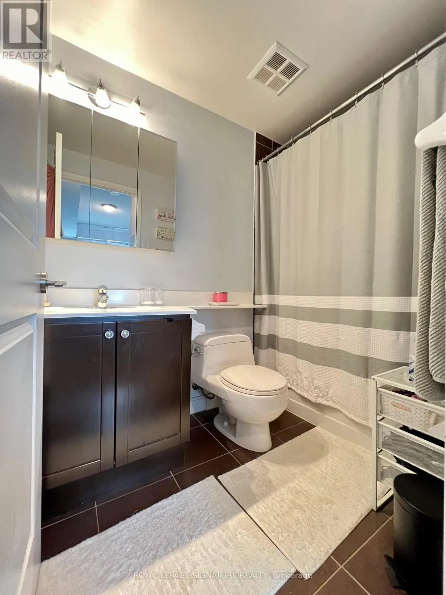 607 - 80 ABSOLUTE AVENUE