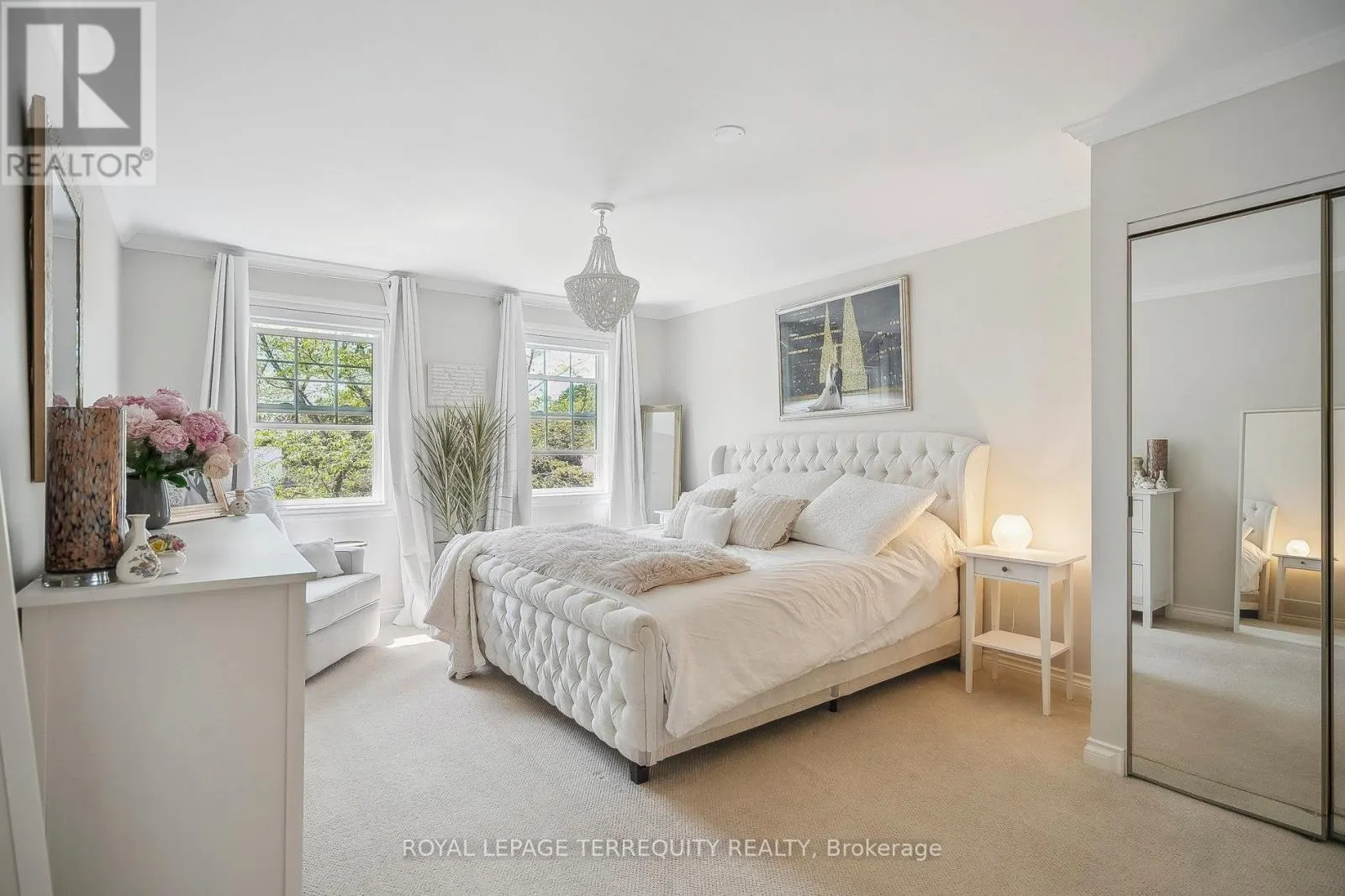 219 VALLEYVIEW COURT