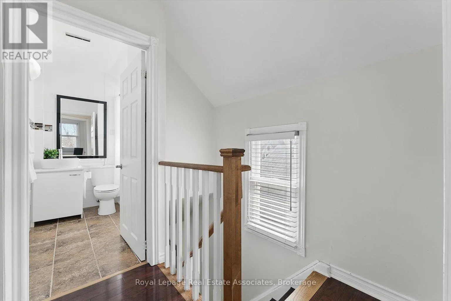 1106 HAIG BOULEVARD